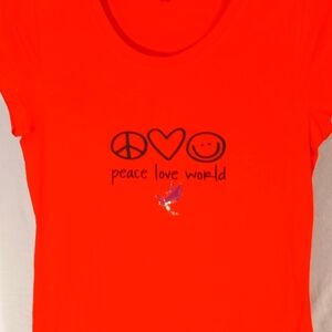 No Boundaries Peace Love World Red Graphic Tee size M
